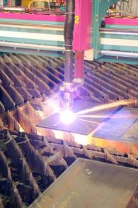 Bonn-Stahl in Bonn Plasma-Brennzuschnitte